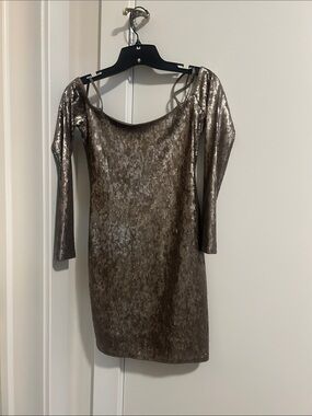Express Metallic Sequin Long-Sleeve Off-Shoulder Dress in Bronze